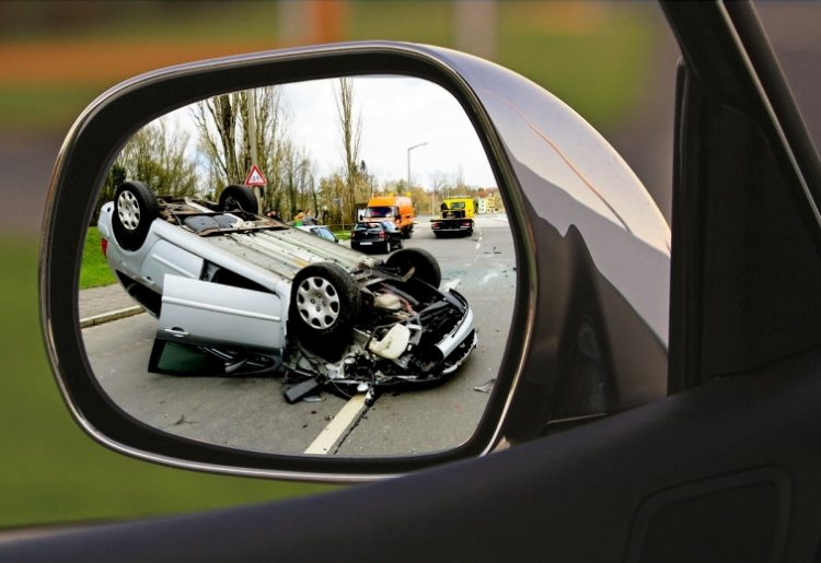Quels sont les gestes à adopter lors d’un accident de la route ?