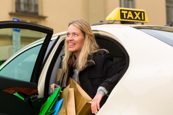 Quelles réglementations pour le transport de plis en taxi ?