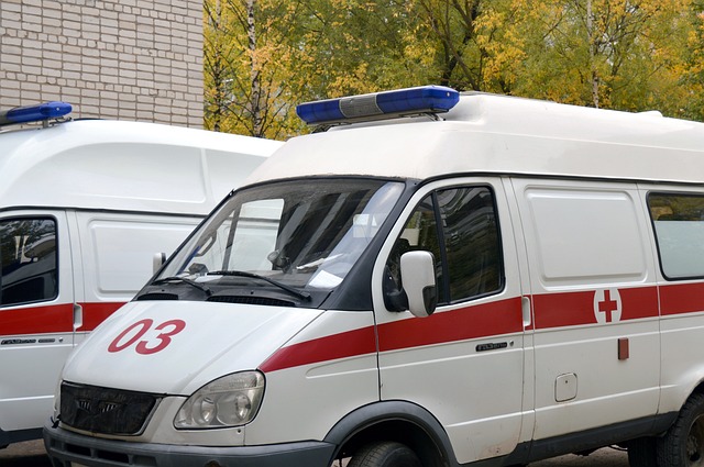 Ambulances privées vs. Ambulances publiques: différences