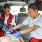 Le quotidien des ambulanciers : entre urgences et gestion du stress