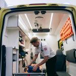 Garantir la sécurité et la performance des ambulances autonomes : 8 éléments à considérer lors d’un entretien régulier